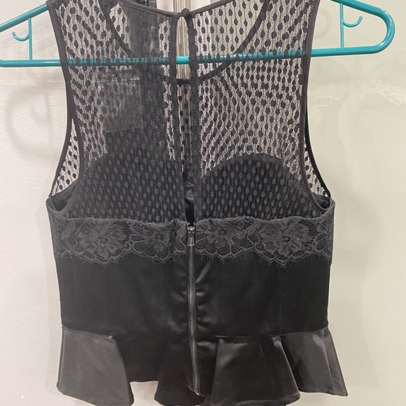 *NWT* Guess - Black Iconic Peplum Bustier - Picture 5 of 5
